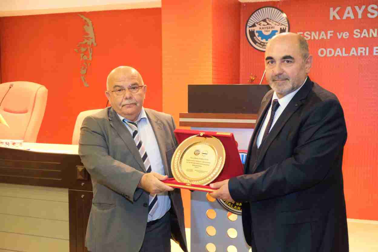 imgi_125_ahilik-haftasY-kutlamalarY-2023-oda-ahilerine-plaket-toreni_32