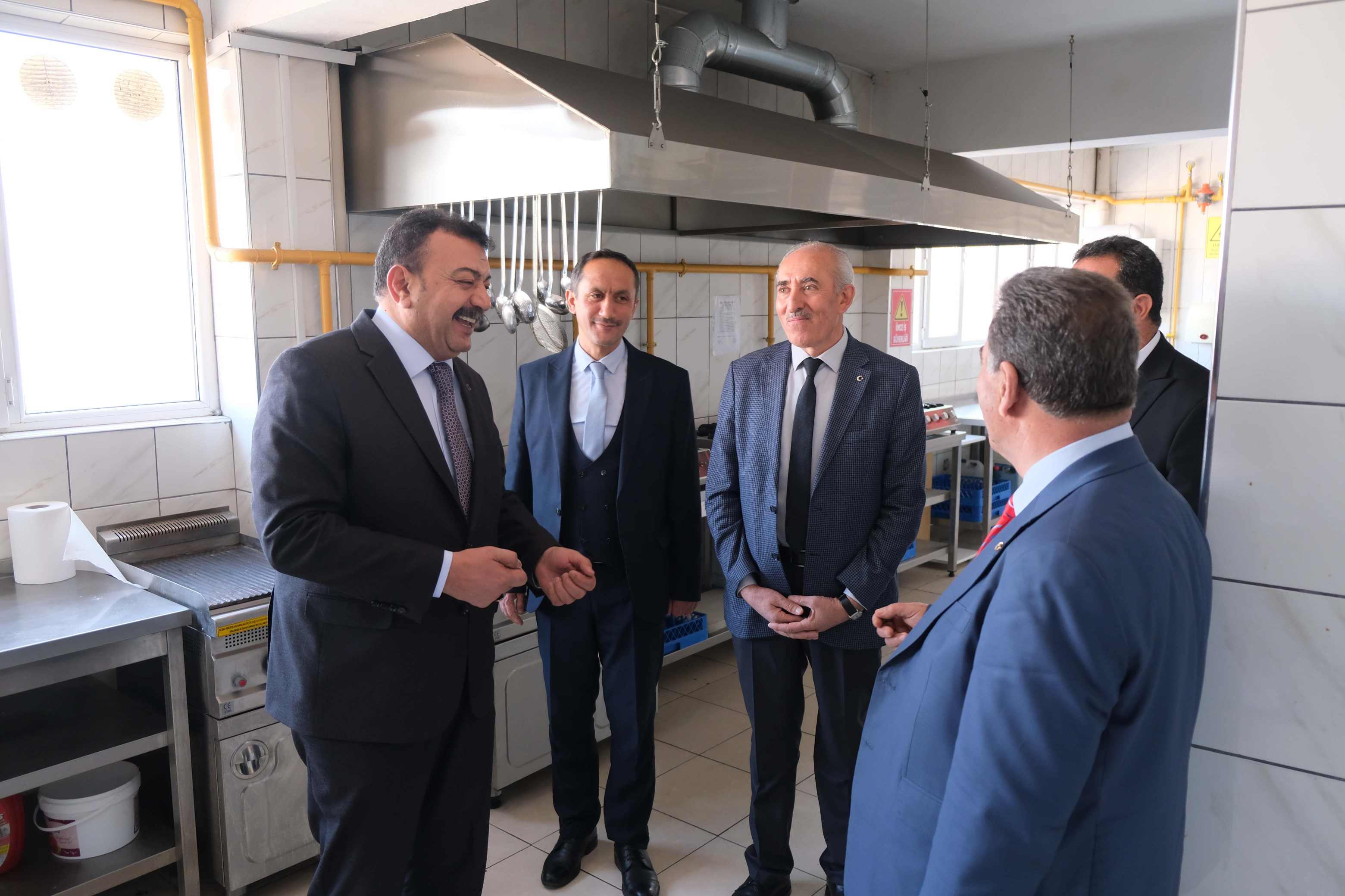 imgi_15_osman-dusungel-mesleki-egitim-merkezi-acilis_11