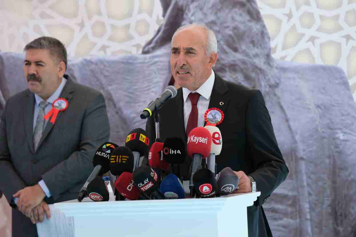 imgi_38_ahilik-haftasY-kutlamalarY-2023-kayseri-ahi-evran-muzesi-toren_9