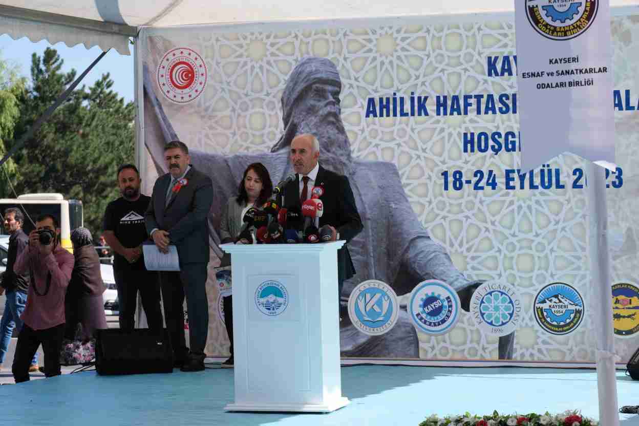 imgi_39_ahilik-haftasY-kutlamalarY-2023-kayseri-ahi-evran-muzesi-toren_10