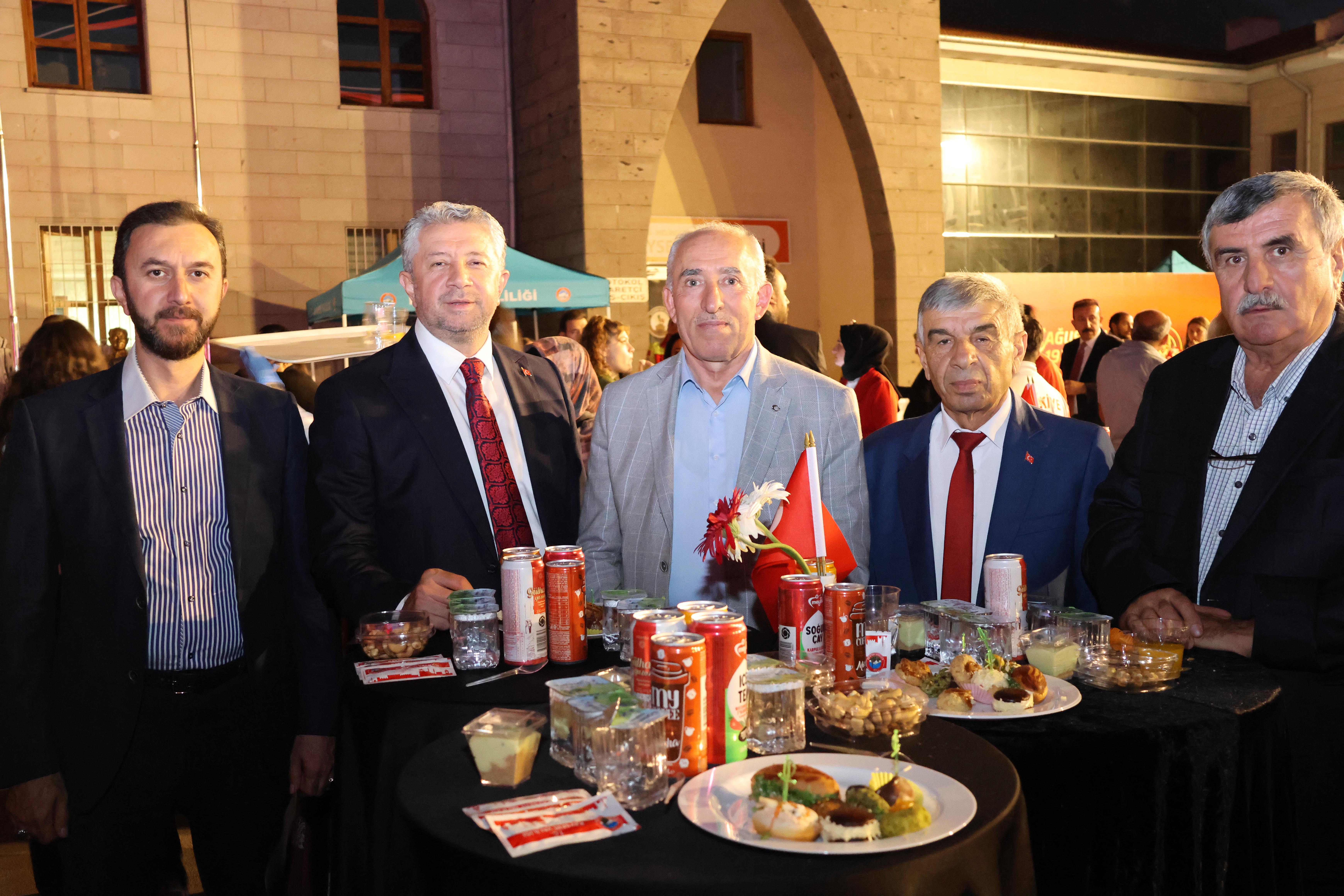 Başkan Odakır, Zafer Bayramı’nda Kabul Töreni’ne Katıldı