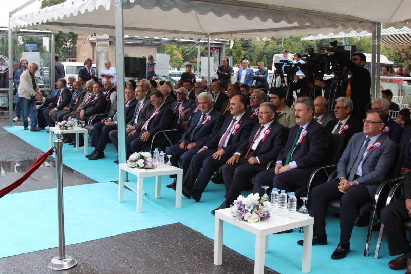 AHİLİK HAFTASI KUTLAMALARI AHİ EVRAN ZAVİYESİ ESNAF VE SANATKARLAR MÜZESİ ÖNÜNDE GERÇEKLEŞTİRİLDİ