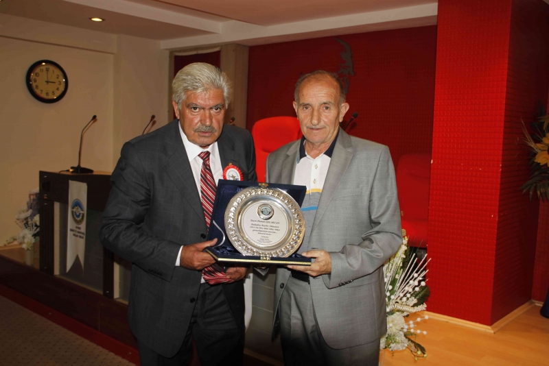 İLIN AHISI ADAY ADAYLARI PLAKET TÖRENI