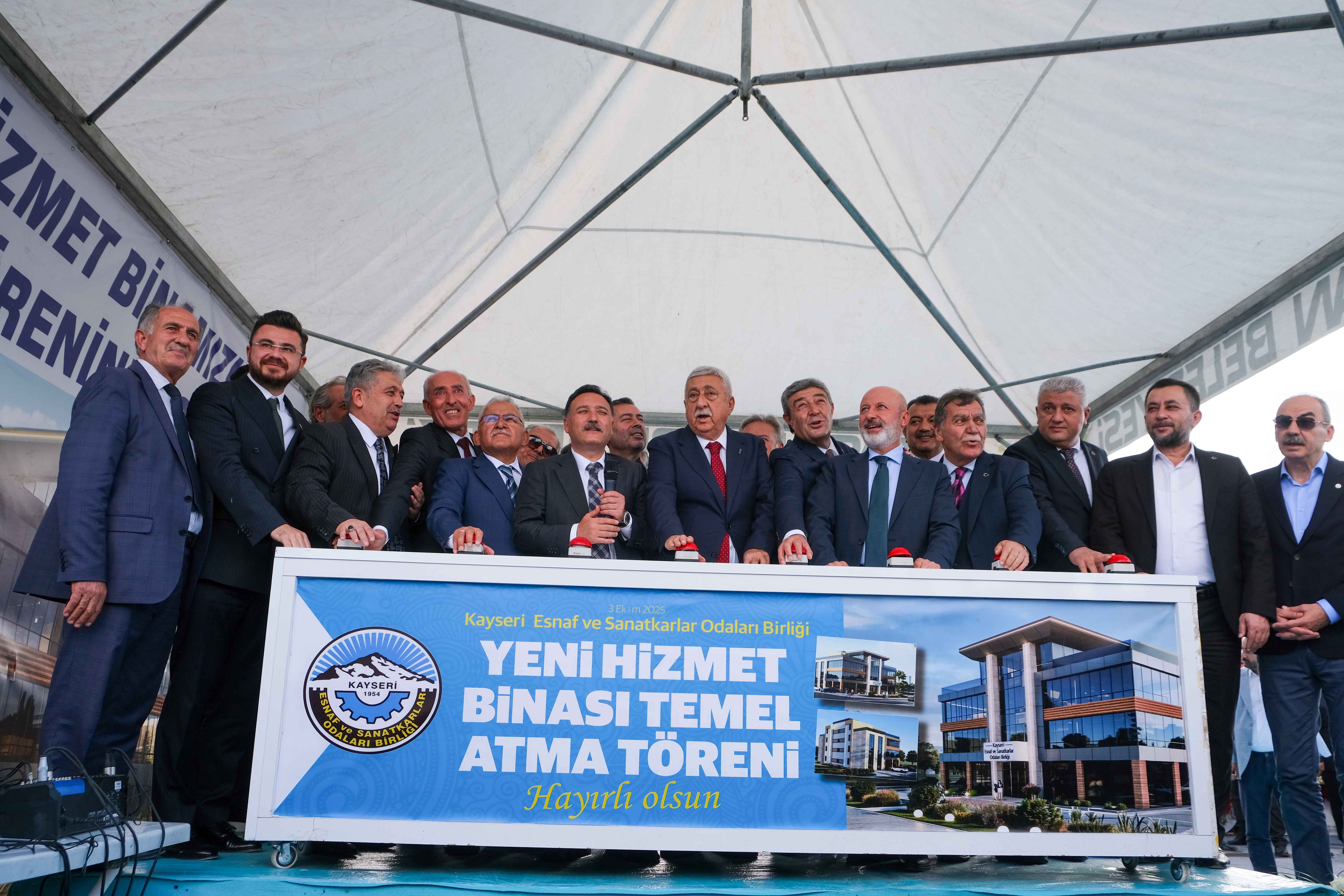 Kayseri’ye yakışan KESOB’un Yeni Hizmet Binası’nın Temeli Dualarla Atıldı