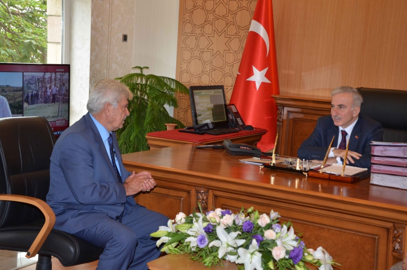 KESOB'DAN KAYSERI VALISI SÜLEYMAN KAMÇI'YA HAYIRLI OLSUN ZIYARETI